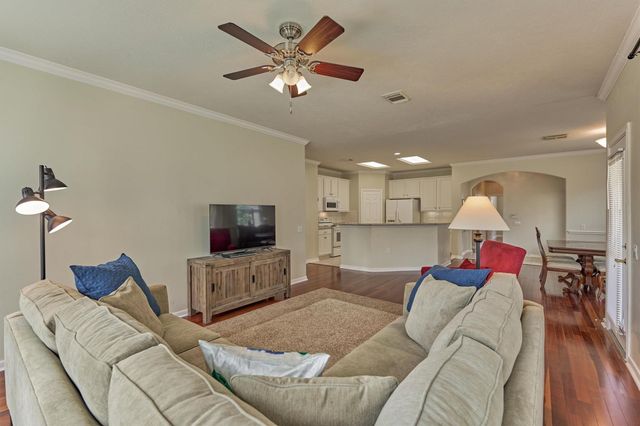 166 W Lilac Ridge Place, The Woodlands, TX 77384