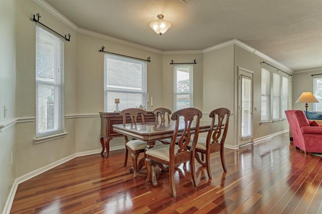 166 W Lilac Ridge Place, The Woodlands, TX 77384