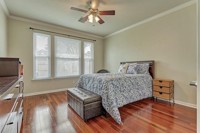 166 W Lilac Ridge Place, The Woodlands, TX 77384