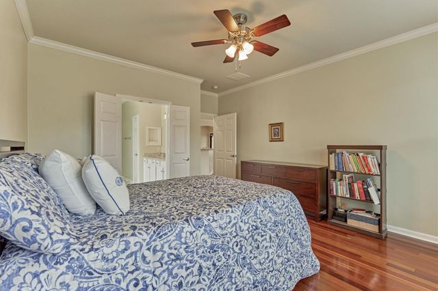 166 W Lilac Ridge Place, The Woodlands, TX 77384