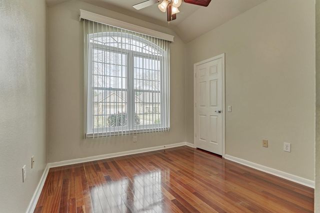 166 W Lilac Ridge Place, The Woodlands, TX 77384