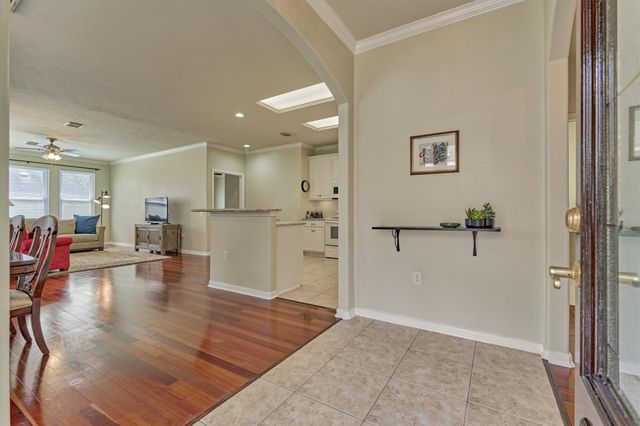 166 W Lilac Ridge Place, The Woodlands, TX 77384