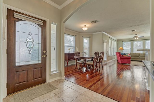 166 W Lilac Ridge Place, The Woodlands, TX 77384