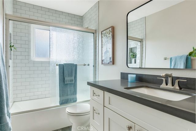 181 Yorktown Lane, Costa Mesa, CA 92626