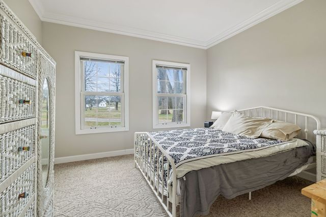 1019 Hilton Ln, Castalian Springs, TN 37031