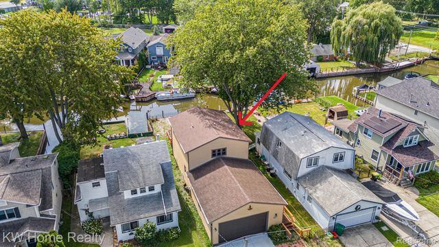 37881 Sunnybrook Street, Harrison Charter Township, MI 48045