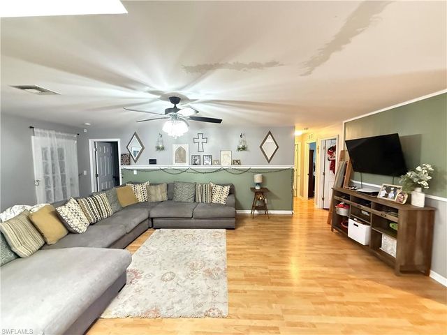 4912 Bygone ST, Lehigh Acres, FL 33971