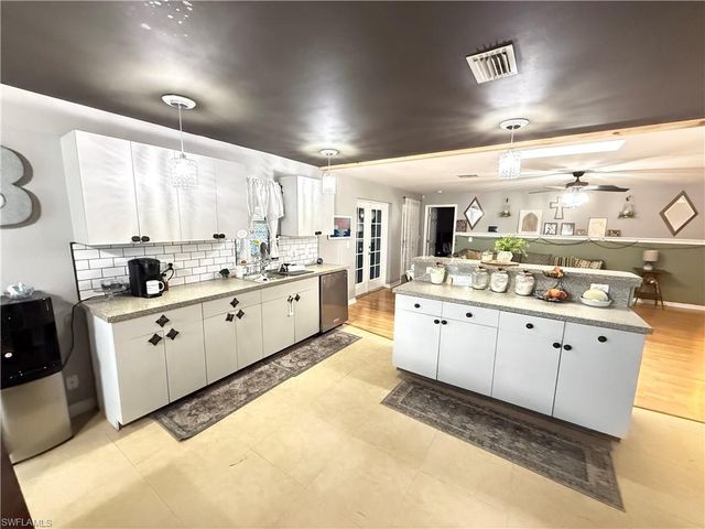 4912 Bygone ST, Lehigh Acres, FL 33971