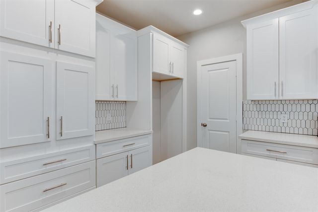 6615 Ezzard Charles Lane, Houston, TX 77091