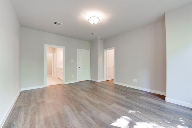 6615 Ezzard Charles Lane, Houston, TX 77091