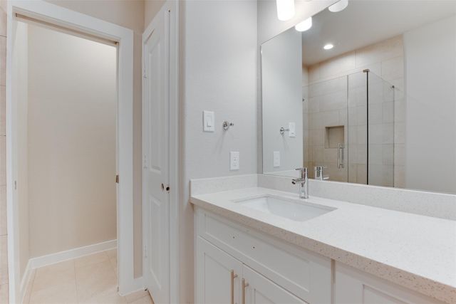 6615 Ezzard Charles Lane, Houston, TX 77091