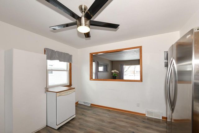 2566 S 64th STREET, Milwaukee, WI 53219