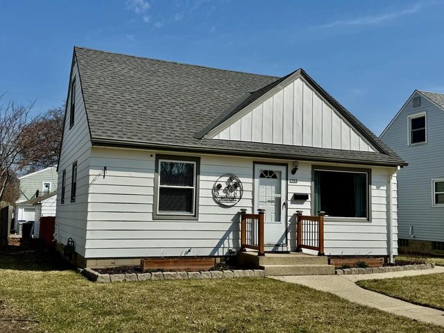 2566 S 64th STREET, Milwaukee, WI 53219