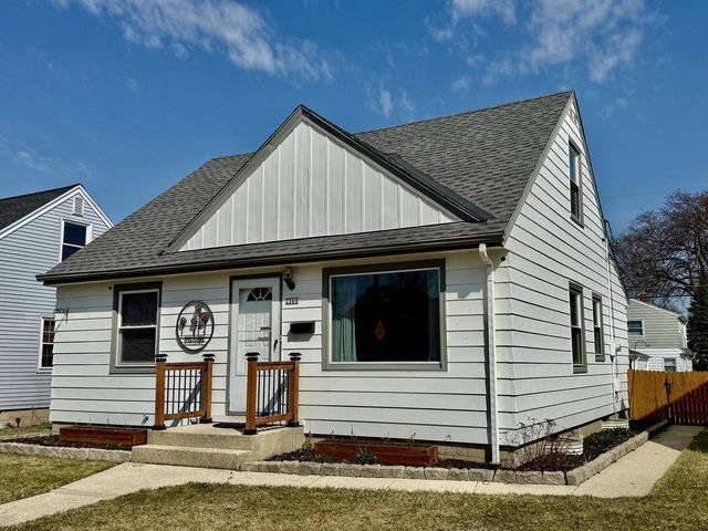 2566 S 64th STREET, Milwaukee, WI 53219
