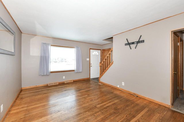 2566 S 64th STREET, Milwaukee, WI 53219