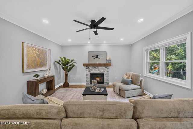 284 Middle Road, Holmdel, NJ 07733