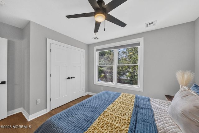 284 Middle Road, Holmdel, NJ 07733