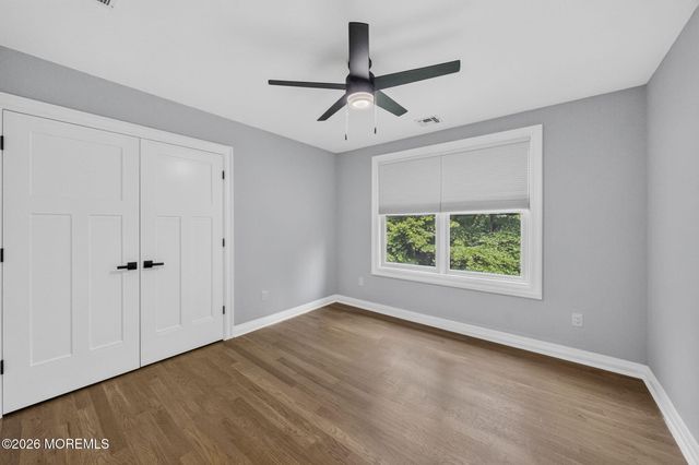 284 Middle Road, Holmdel, NJ 07733