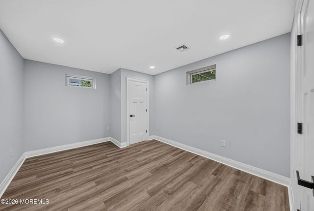 284 Middle Road, Holmdel, NJ 07733