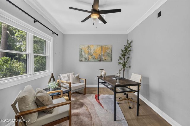 284 Middle Road, Holmdel, NJ 07733