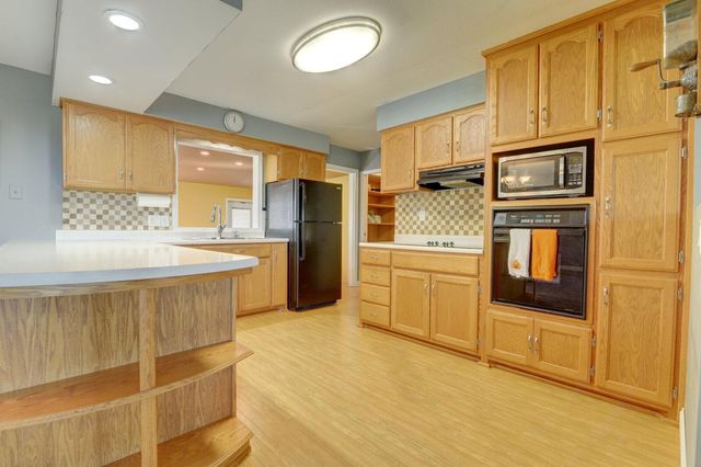 405 7th Street NE, Fulda, MN 56131