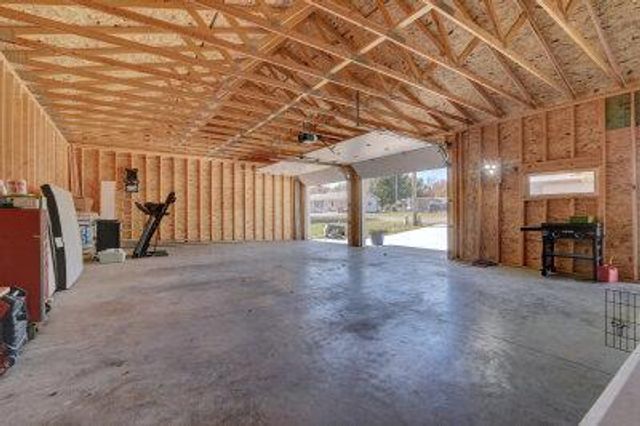 405 7th Street NE, Fulda, MN 56131