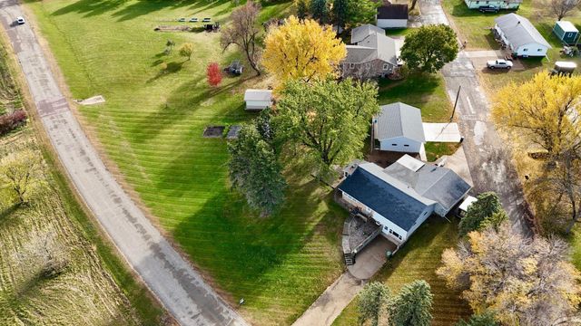 405 7th Street NE, Fulda, MN 56131