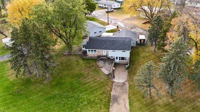 405 7th Street NE, Fulda, MN 56131