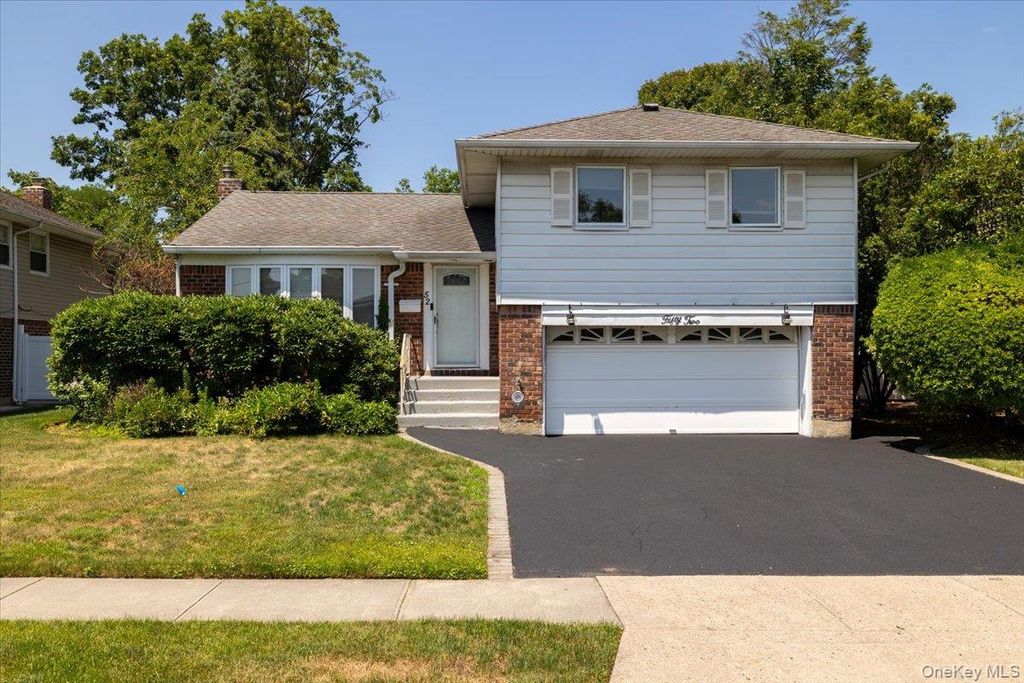 52 blanche, Plainview, NY 11803 — photo 2