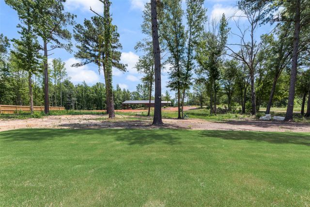 17404 County Road 479, Lindale, TX 75771