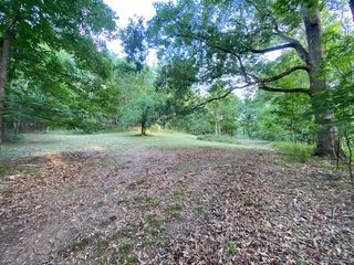250 Hurt Rd, Hendersonville, TN 37075