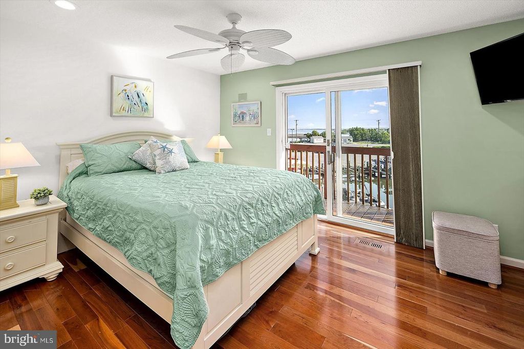 Image 15 of property listing at 722 ANCHOR CHAIN RD #18B, Ocean City, MD 21842