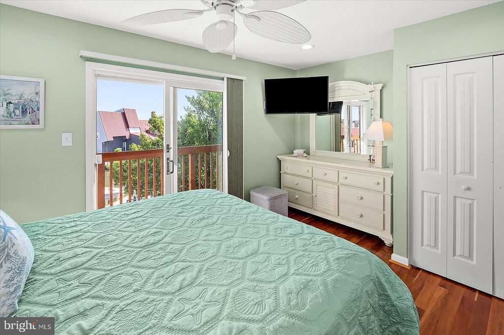 Image 16 of property listing at 722 ANCHOR CHAIN RD #18B, Ocean City, MD 21842