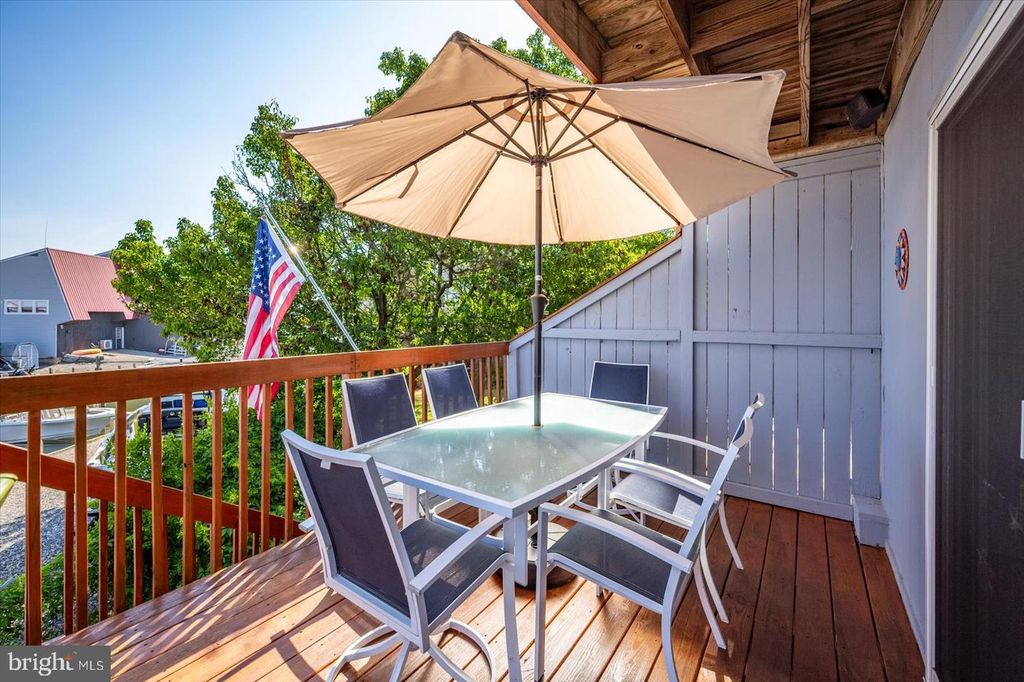 Image 29 of property listing at 722 ANCHOR CHAIN RD #18B, Ocean City, MD 21842