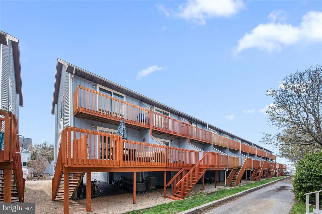 Image 35 of property listing at 722 ANCHOR CHAIN RD #18B, Ocean City, MD 21842