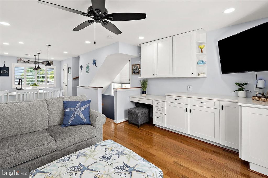 Image 7 of property listing at 722 ANCHOR CHAIN RD #18B, Ocean City, MD 21842