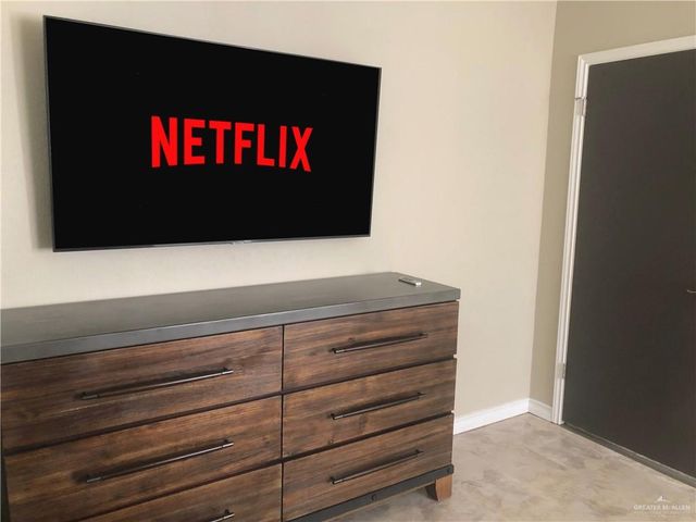 1219 N Keralum Avenue, Mission, TX 78572