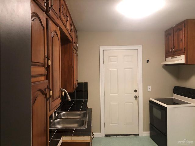 1219 N Keralum Avenue, Mission, TX 78572