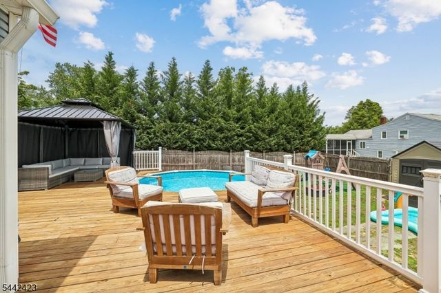 80 Easton Ave, Spotswood Boro, NJ 08884