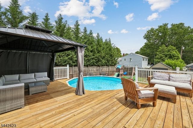 80 Easton Ave, Spotswood Boro, NJ 08884