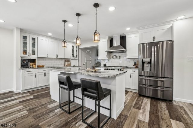80 Easton Ave, Spotswood Boro, NJ 08884