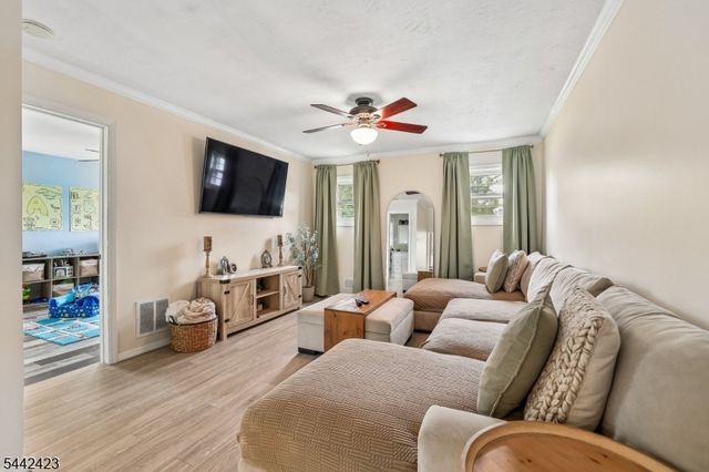 80 Easton Ave, Spotswood Boro, NJ 08884