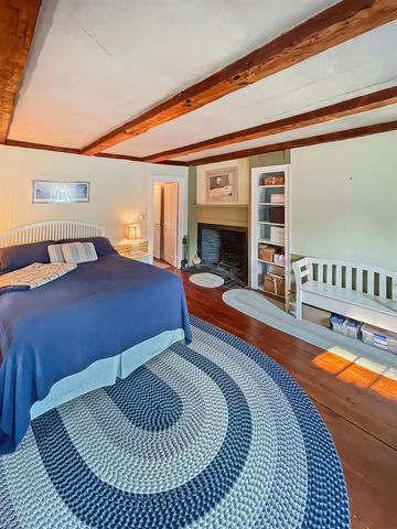 1 Mast Road, Lee, NH 03861