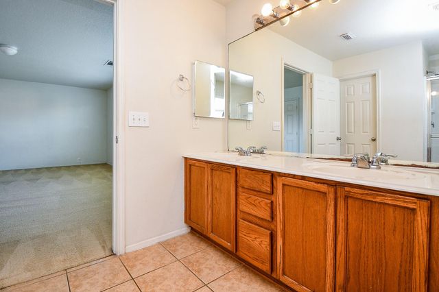 2910 Feather Green Trail, Fresno, TX 77545