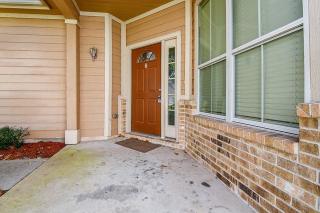 2910 Feather Green Trail, Fresno, TX 77545