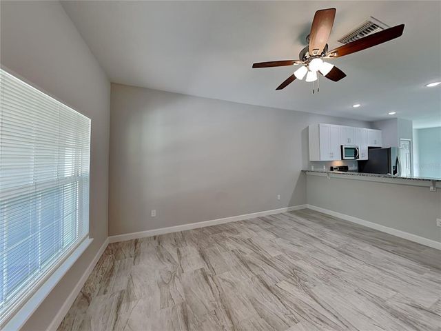 1004 DAMPIERRE COURT B, Kissimmee, FL 34759
