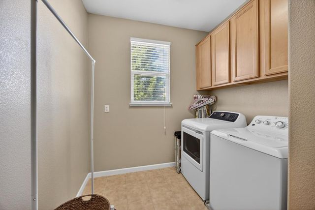 1405 Hudson Cir, Lincoln, CA 95648
