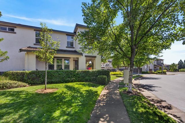 1405 Hudson Cir, Lincoln, CA 95648