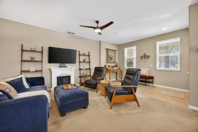 1405 Hudson Cir, Lincoln, CA 95648