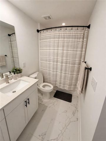 8 Andalusa, Dallas, GA 30132